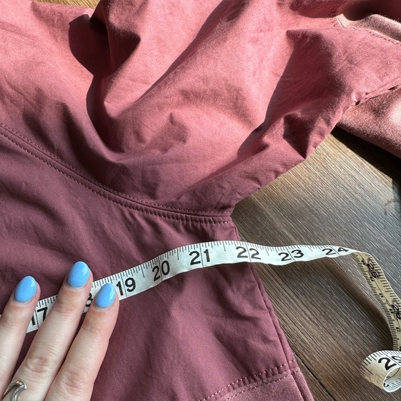 NWT summersalt The Softest French Terry Windbreaker Jacket rosewood size small - Picture 7 of 7